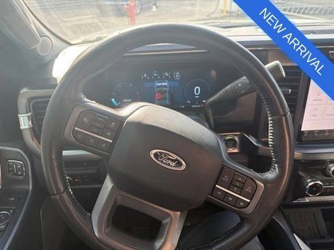 Used 2024 Ford F250 Lariat w/ Lariat Ultimate Package AWD/4WD image 16
