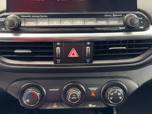 Used 2020 Kia Forte GT FWD image 21