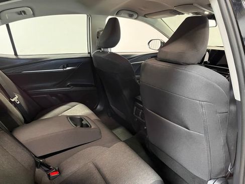Used 2025 Toyota Camry LE FWD image 14