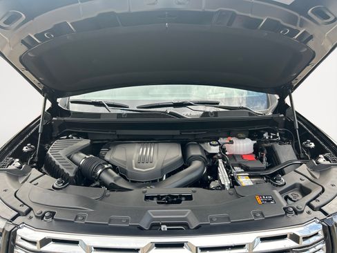 New 2026 GMC Acadia Denali w/ Super Cruise Package image 32