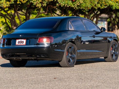 Used 2015 Bentley Flying Spur V8 image 44