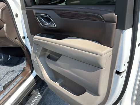 Used 2023 Chevrolet Tahoe Z71 AWD/4WD image 15