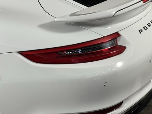 Certified 2019 Porsche 911 Turbo image 15