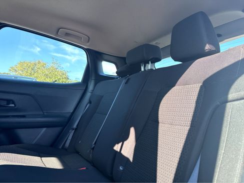 Used 2025 Nissan Kicks S image 18