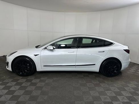 Used 2019 Tesla Model 3 Performance image 6