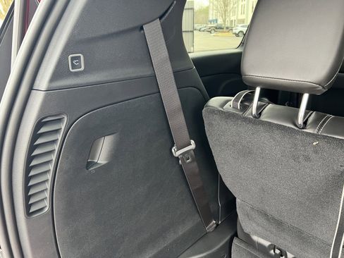 New 2026 Chrysler Voyager LX FWD image 11