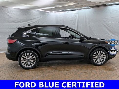 Used 2021 Ford Escape Titanium w/ Class II Trailer Tow Package image 8