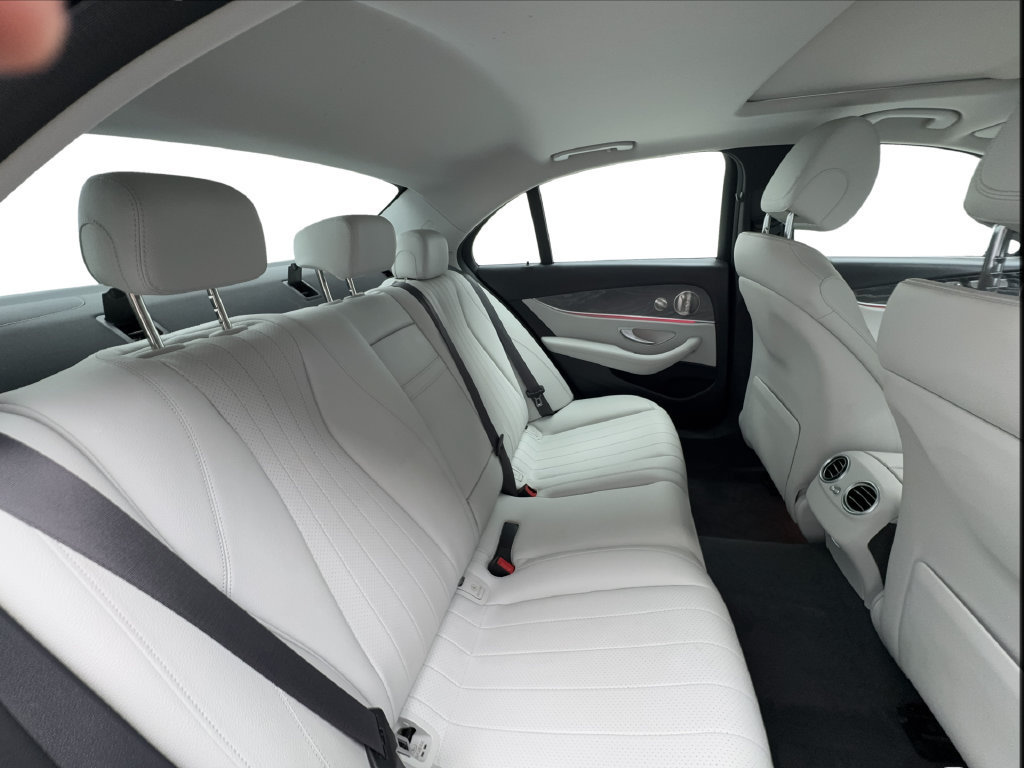Used 2023 Mercedes-Benz E 350 Sedan image 32