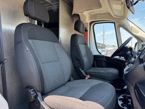 Used 2018 RAM ProMaster 2500 FWD image 27