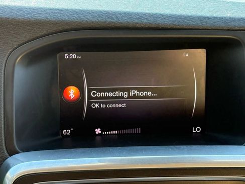 Used 2018 Volvo S60 T5 Dynamic image 36