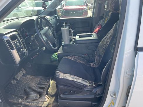 Used 2018 Chevrolet Silverado 1500 LT w/ LT Eassist Package image 4