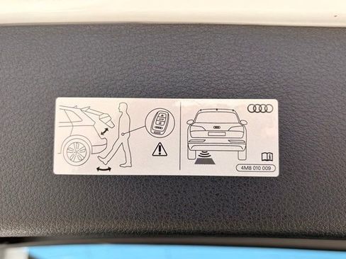 Used 2024 Audi Q8 e-tron Prestige w/ Prestige Package AWD/4WD image 7