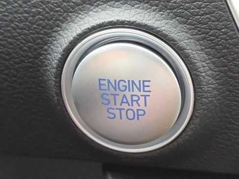 Certified 2025 Hyundai Sonata SEL image 9