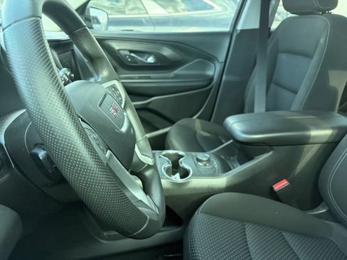 Used 2023 GMC Terrain SLE FWD image 6