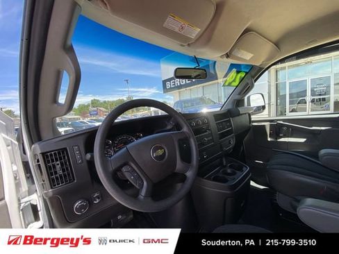Used 2024 Chevrolet Express 2500 w/ Driver Convenience Package RWD image 12