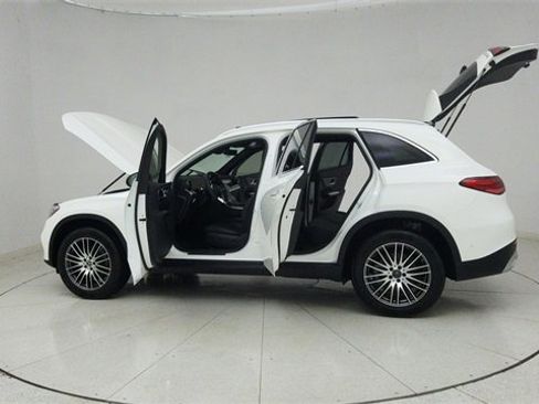 Used 2025 Mercedes-Benz GLC 300 image 70
