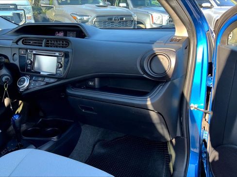 Used 2015 Toyota Prius C Two image 17