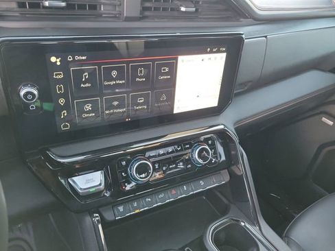 Used 2024 GMC Sierra 3500 AT4 w/ AT4 Premium Plus Package image 29