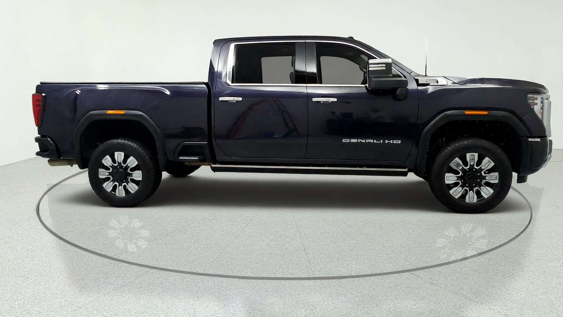 Certified 2024 GMC Sierra 3500 Denali w/ Denali Reserve Package AWD/4WD image 6