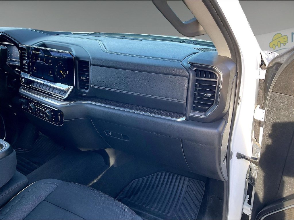 Used 2025 Chevrolet Silverado 1500 LT AWD/4WD image 12
