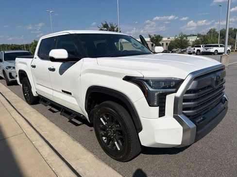 Used 2022 Toyota Tundra Limited AWD/4WD image 11