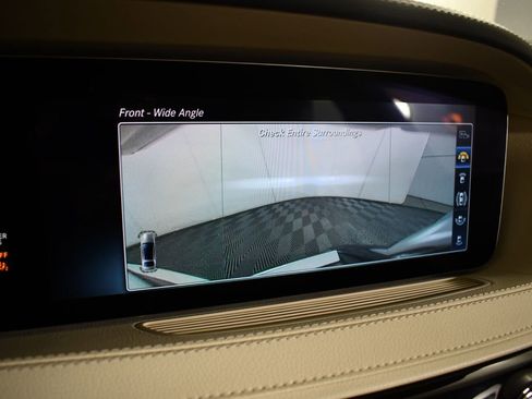 Used 2018 Mercedes-Benz S 560 Sedan image 29