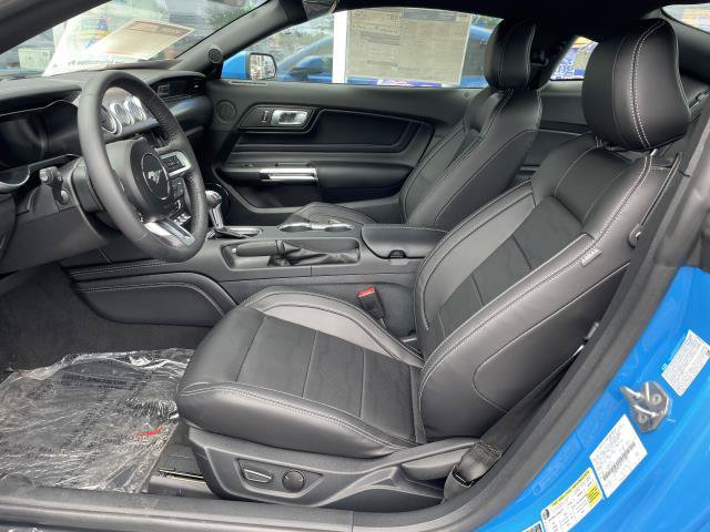 Used 2022 Ford Mustang GT Premium w/ GT Performance Package RWD image 15