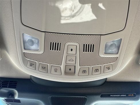 Certified 2022 Lincoln Nautilus Reserve image 27