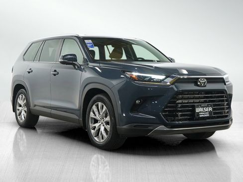 Used 2025 Toyota Grand Highlander AWD Hybrid image 7