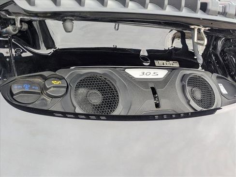 Used 2020 Porsche 911 Carrera S image 6