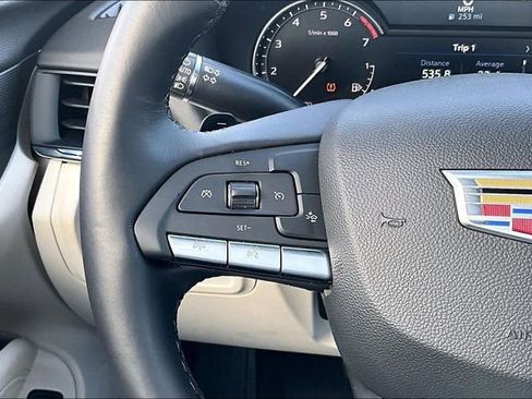 Used 2025 Cadillac CT4 Luxury image 11