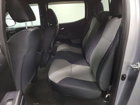 Used 2021 Toyota Tacoma TRD Off-Road AWD/4WD image 22