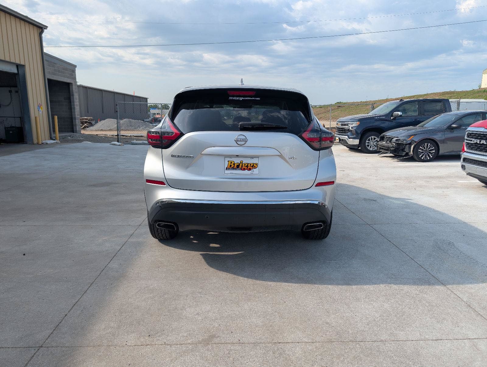 Used 2024 Nissan Murano SL w/ Cargo Package FWD image 4