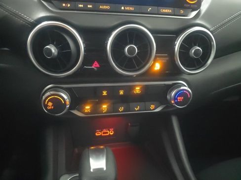 Used 2022 Nissan Sentra SV image 23