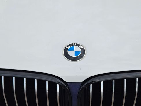 Used 2019 BMW 750i xDrive w/ Executive Package AWD/4WD image 10