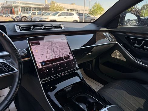 Used 2022 Mercedes-Benz S 500 4MATIC image 38