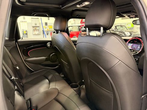 Certified 2023 MINI Cooper S FWD image 26