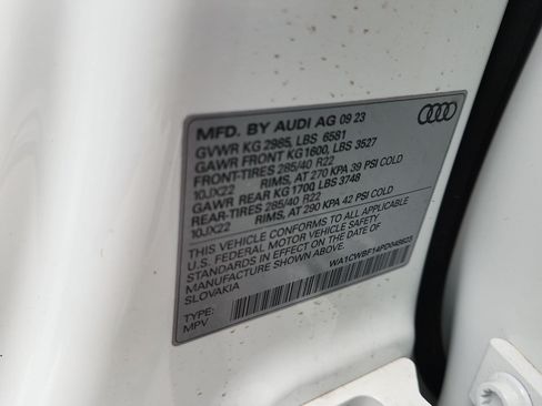 Used 2023 Audi SQ8 Prestige w/ Prestige Package AWD/4WD image 18