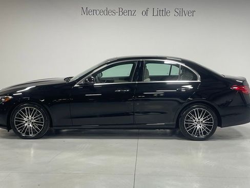 Used 2025 Mercedes-Benz C 300 4MATIC Sedan image 2