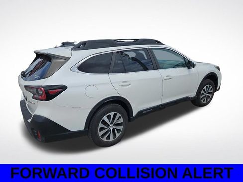 Used 2022 Subaru Outback Premium AWD/4WD image 5