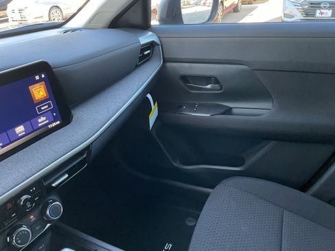 New 2026 Nissan Kicks S image 35