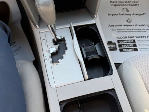 Used 2011 Toyota Camry LE image 18