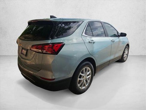 Used 2022 Chevrolet Equinox LT FWD image 4