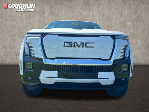 Used 2025 GMC Sierra EV Denali AWD/4WD image 5