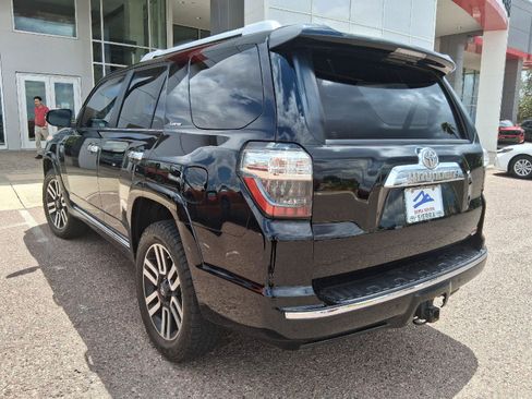 Used 2020 Toyota 4Runner Limited AWD/4WD image 3