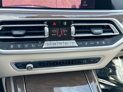 Used 2020 BMW X7 xDrive40i w/ Executive Package AWD/4WD image 37