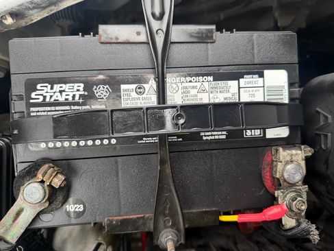 Used 2010 Toyota Camry SE FWD image 29