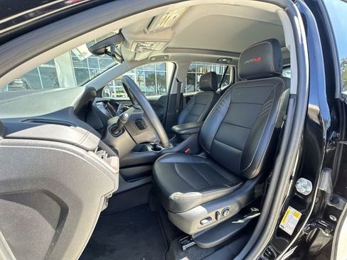 Used 2024 GMC Terrain AT4 w/ Tech Package AWD/4WD image 19