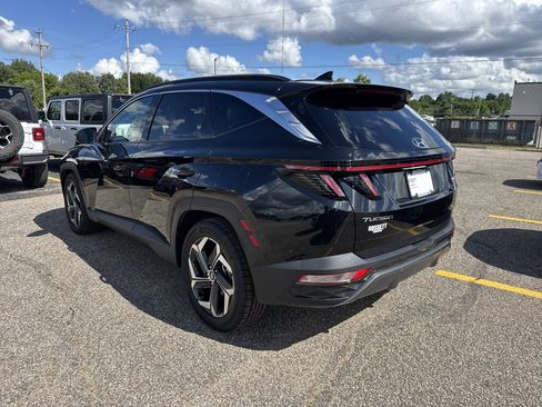 Used 2024 Hyundai Tucson Limited FWD image 3