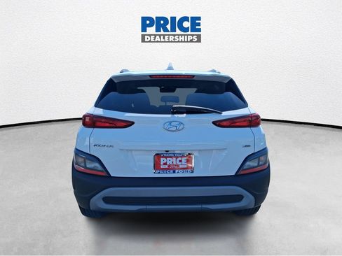 Used 2023 Hyundai Kona SEL AWD/4WD image 7